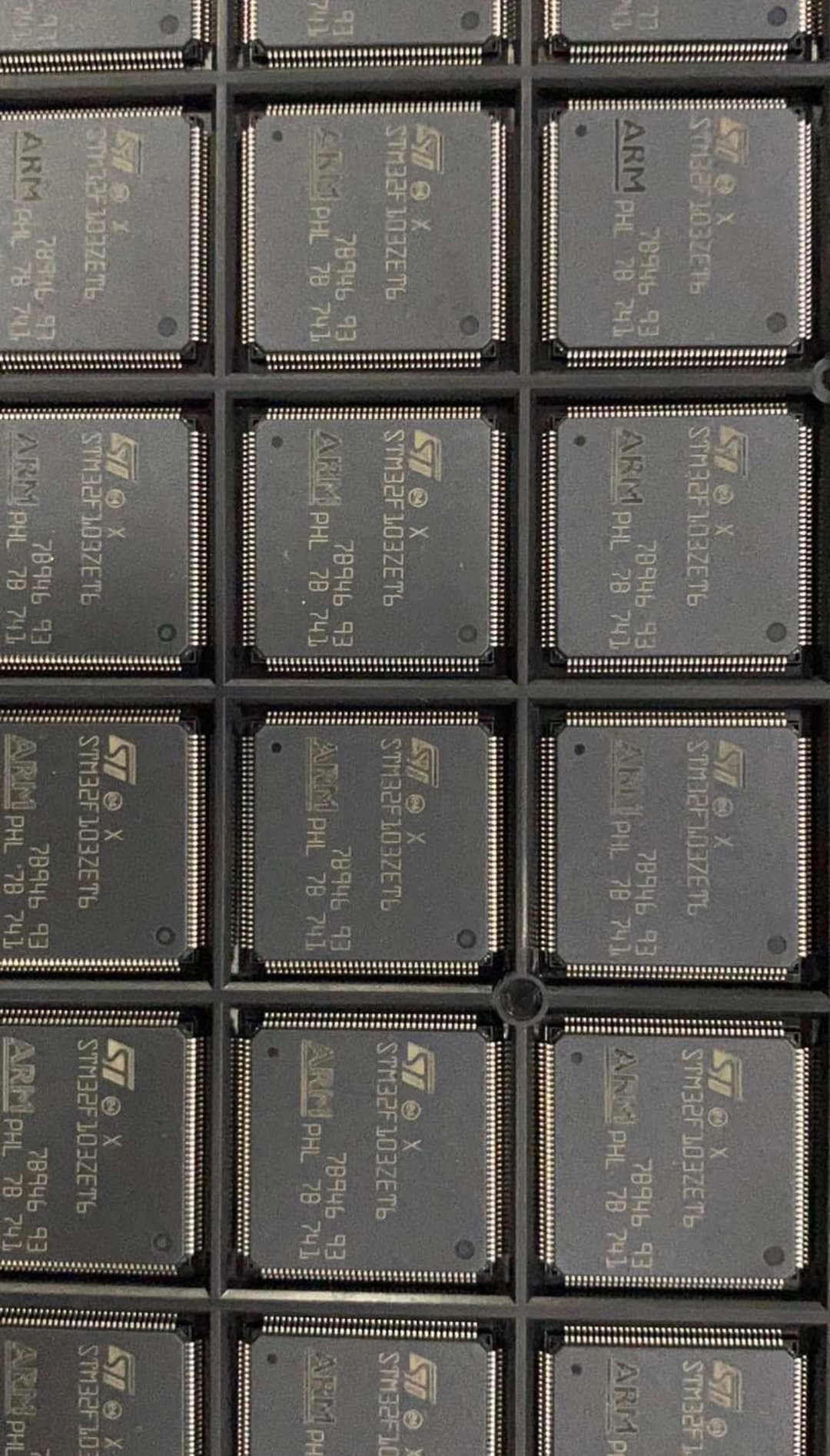STM32F103ZET6 electronic component